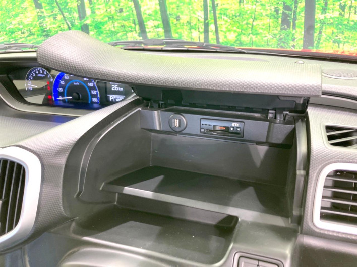 2017 Suzuki Solio DAA-MA36S (UW-6a20eccdc3155)[21]
