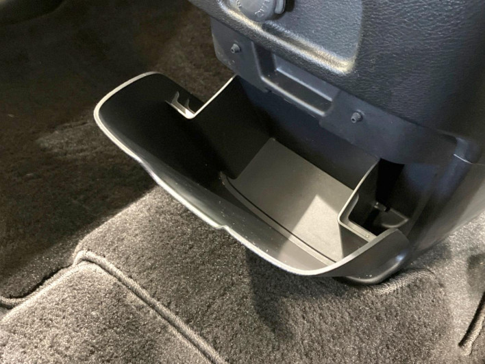 2017 Suzuki Solio DAA-MA36S (UW-6a20eccdc3155)[26]