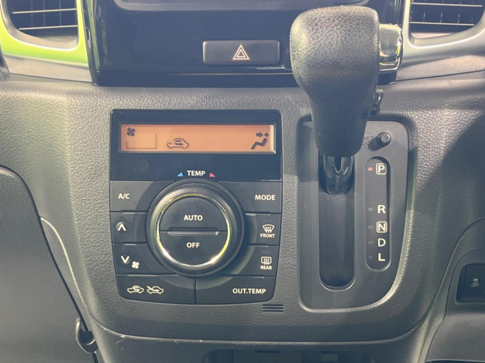 2014 Suzuki Spacia Custom DBA-MK32S (UW-6a20ecdfe5a59)[8]