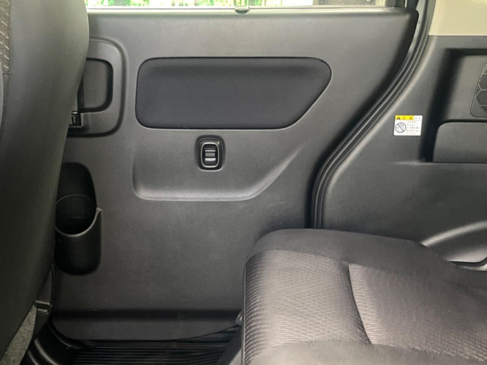 2017 Suzuki Spacia Custom Z DAA-MK42S (UW-6a20ece2d1ef7)[13]