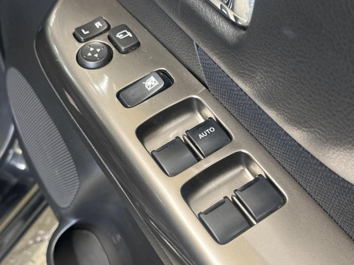 2017 Suzuki Spacia Custom Z DAA-MK42S (UW-6a20ece2d1ef7)[15]