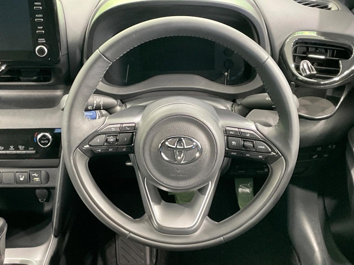 2023 Toyota Yaris Cross 6AA-MXPJ10 (UW-6a20ed196245b)[23]
