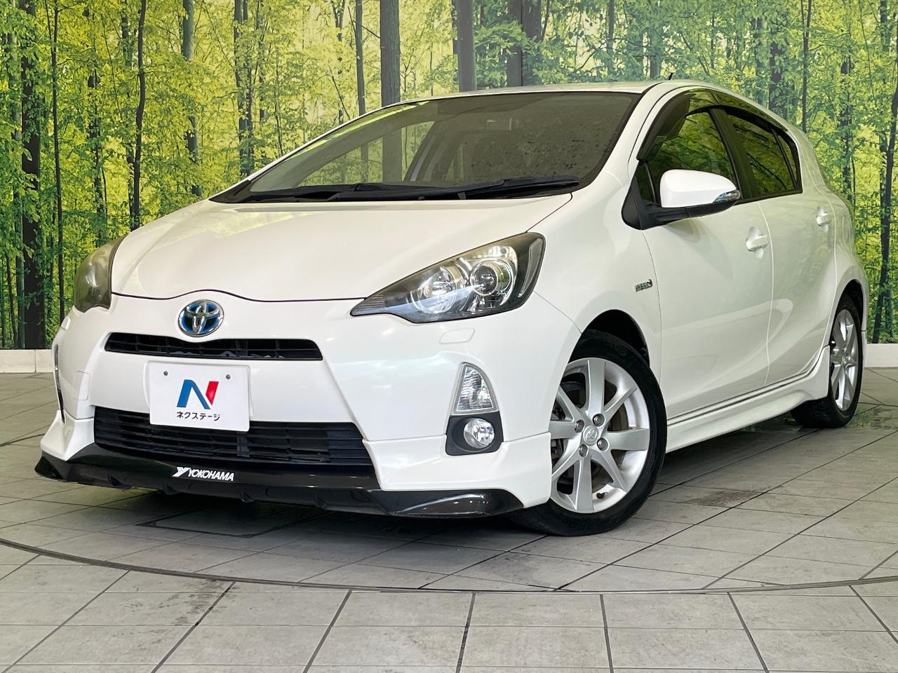 2013 Toyota Aqua DAA-NHP10