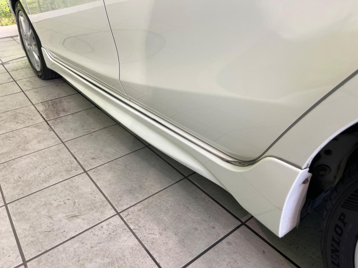2013 Toyota Aqua DAA-NHP10 (UW-6a20ed384bc6d)[6]