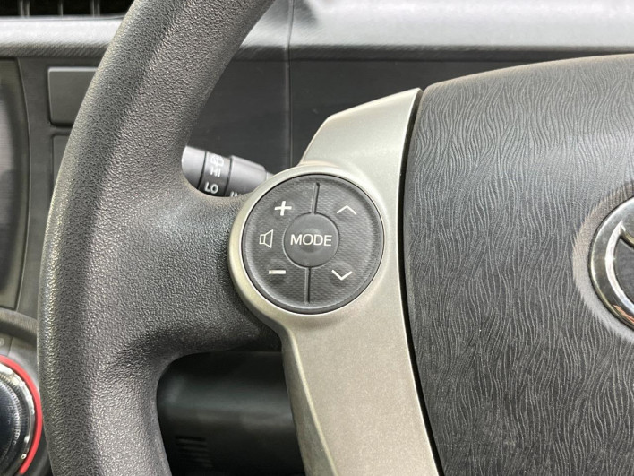 2014 Toyota Aqua DAA-NHP10 (UW-6a20ed389667c)[19]
