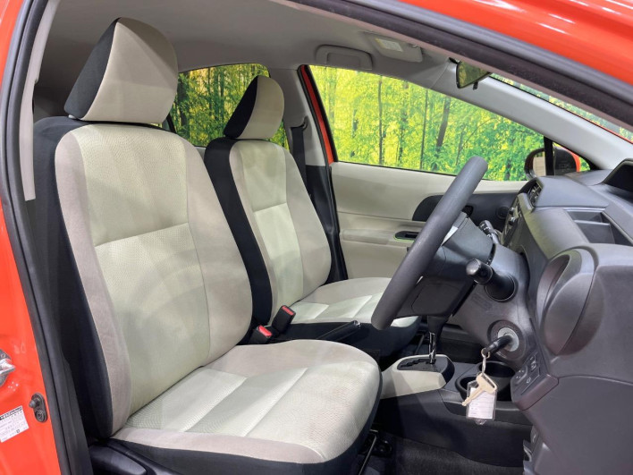 2014 Toyota Aqua DAA-NHP10 (UW-6a20ed389667c)[27]