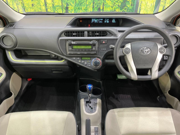 2014 Toyota Aqua DAA-NHP10 (UW-6a20ed389667c)[24]