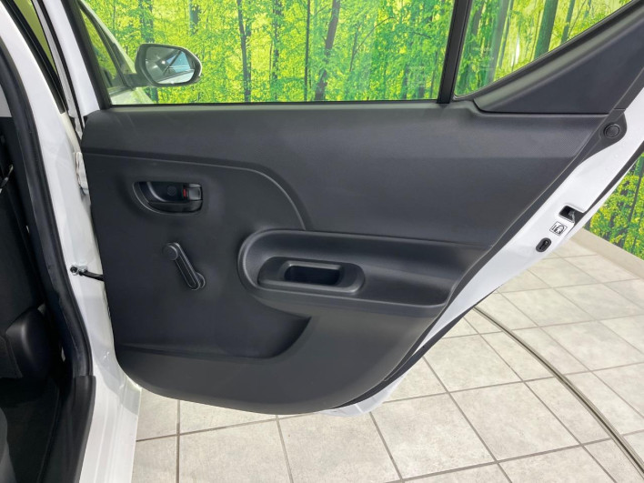 2021 Toyota Aqua 6AA-NHP10 (UW-6a20ed3cd02ea)[9]