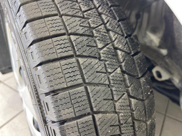 2012 Toyota Aqua DAA-NHP10 (UW-6a20ed3d5b5bb)[6]