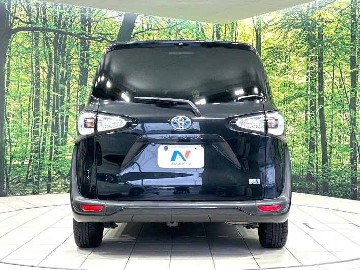 2017 Toyota Sienta DAA-NHP170G (UW-6a20ed43d02d3)[24]