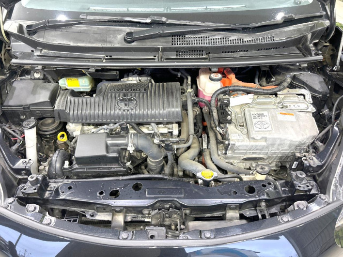 2017 Toyota Sienta DAA-NHP170G (UW-6a20ed43d02d3)[12]