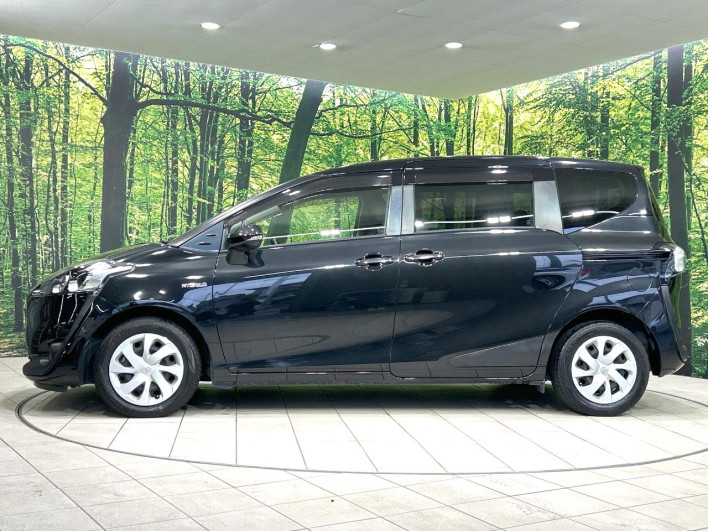 2017 Toyota Sienta DAA-NHP170G (UW-6a20ed43d02d3)[26]