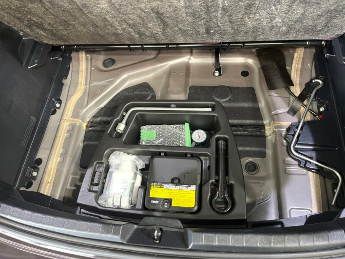 2015 Toyota Vitz DBA-NSP135 (UW-6a20ed475f408)[17]