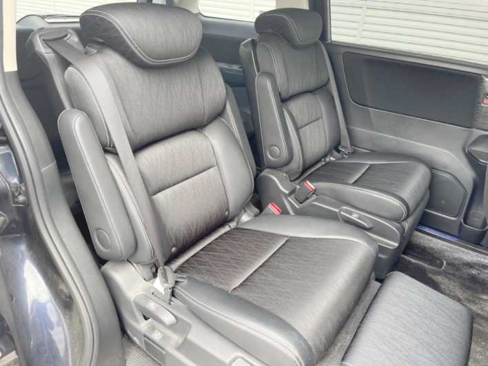2014 Honda Odyssey DBA-RC1 (UW-6a20ed52773d0)[17]