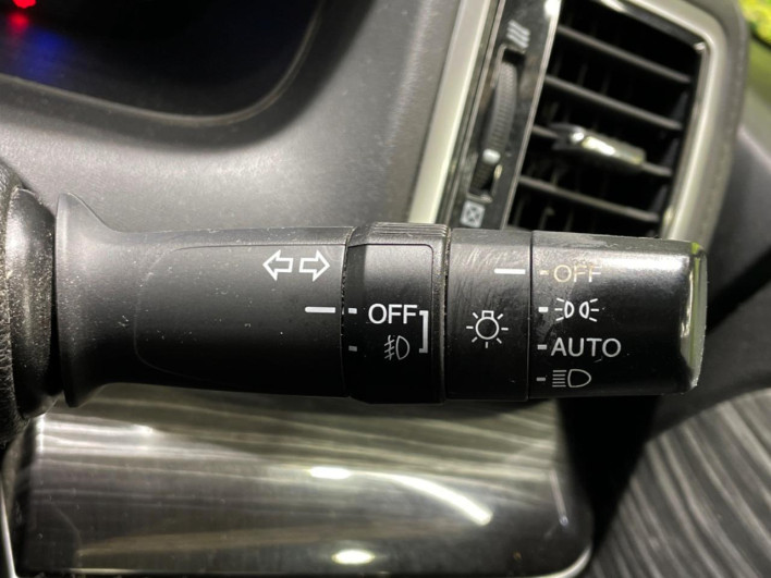 2014 Honda Odyssey DBA-RC1 (UW-6a20ed5291746)[28]