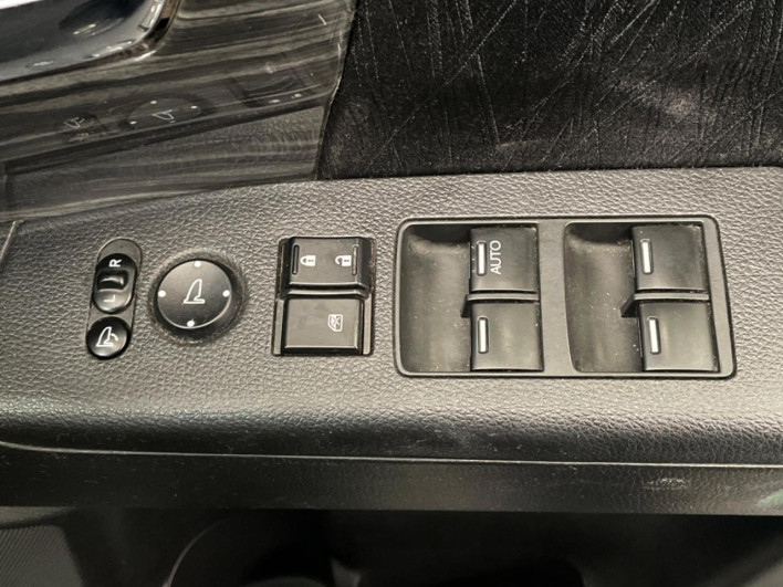2014 Honda Odyssey DBA-RC1 (UW-6a20ed5291746)[4]