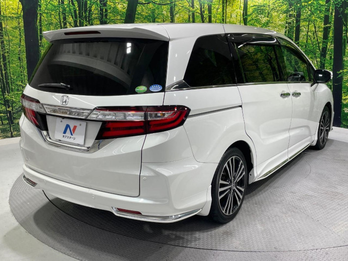 2015 Honda Odyssey DBA-RC1 (UW-6a20ed5477ea1)[17]
