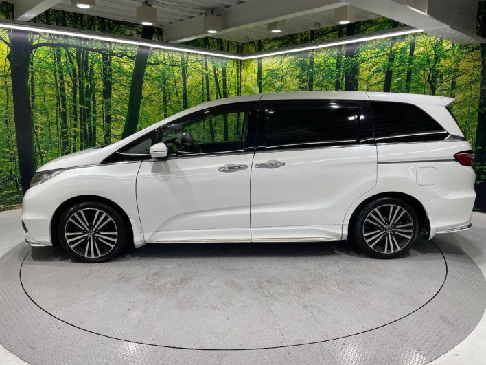 2015 Honda Odyssey DBA-RC1 (UW-6a20ed5477ea1)[14]