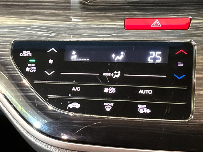 2015 Honda Odyssey DBA-RC1 (UW-6a20ed549180d)[20]