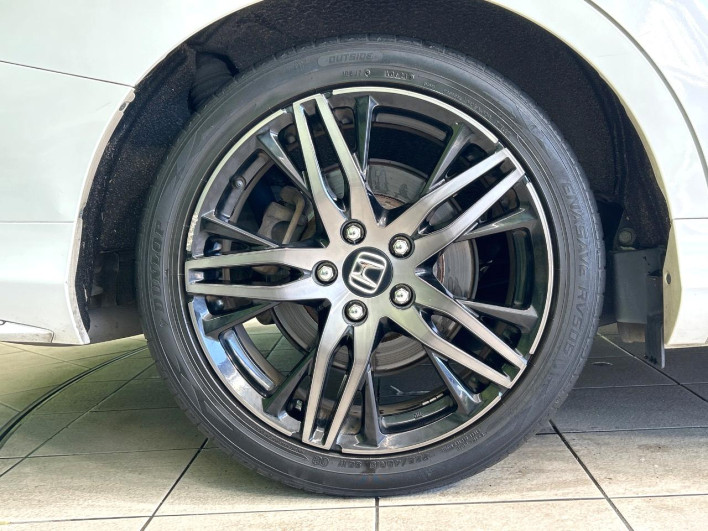 2017 Honda Odyssey DBA-RC1 (UW-6a20ed54f2593)[16]