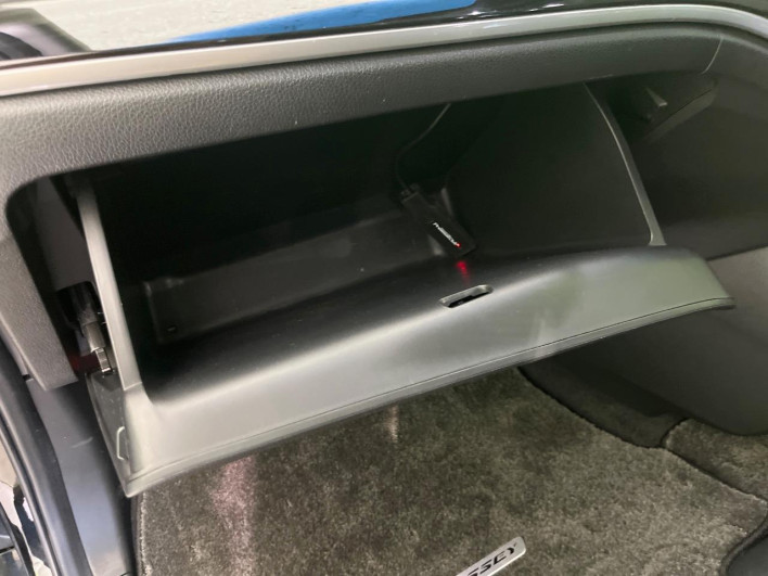 2016 Honda Odyssey Hybrid DAA-RC4 (UW-6a20ed553ed7e)[15]