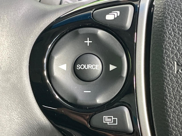 2016 Honda Odyssey Hybrid DAA-RC4 (UW-6a20ed56a8e7a)[24]