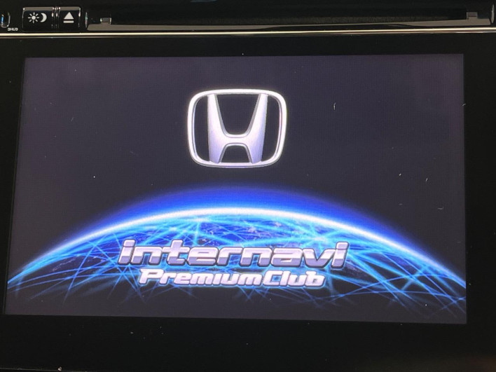 2016 Honda Odyssey Hybrid DAA-RC4 (UW-6a20ed56a8e7a)[16]