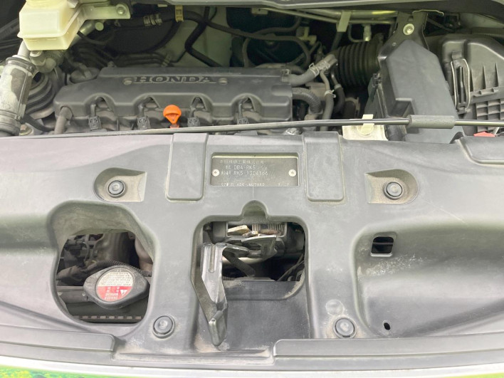 2012 Honda Stepwgn Spada DBA-RK5 (UW-6a20ed57ea25e)[4]