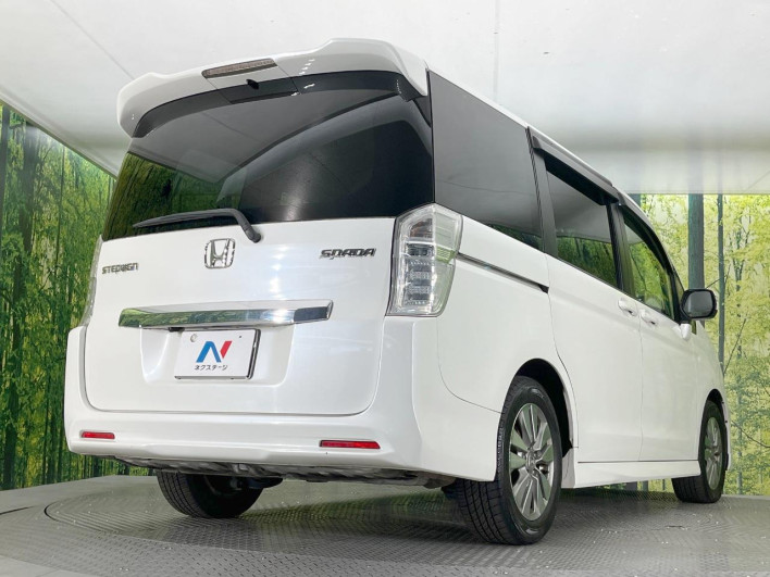 2012 Honda Stepwgn Spada DBA-RK5 (UW-6a20ed57ea25e)[18]