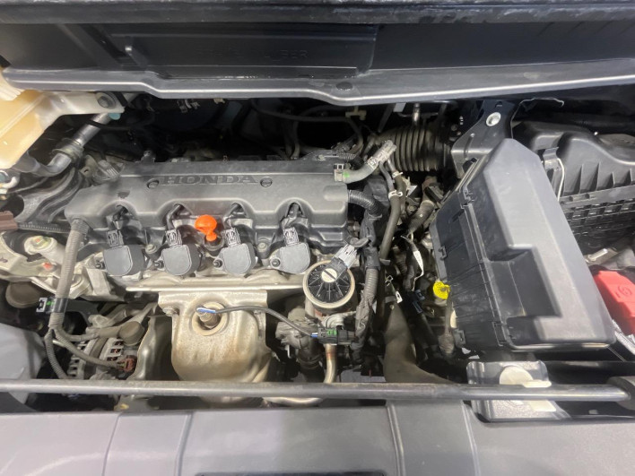 2013 Honda Stepwgn Spada DBA-RK5 (UW-6a20ed58521f0)[4]