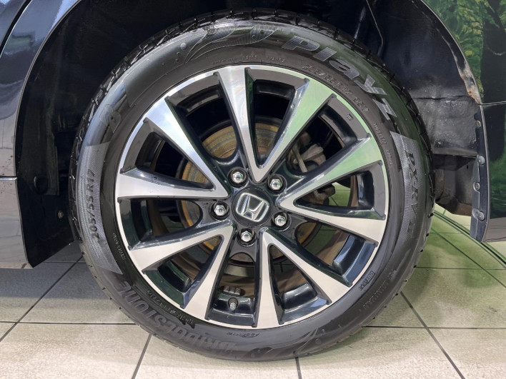 2013 Honda Stepwgn Spada DBA-RK5 (UW-6a20ed58521f0)[6]
