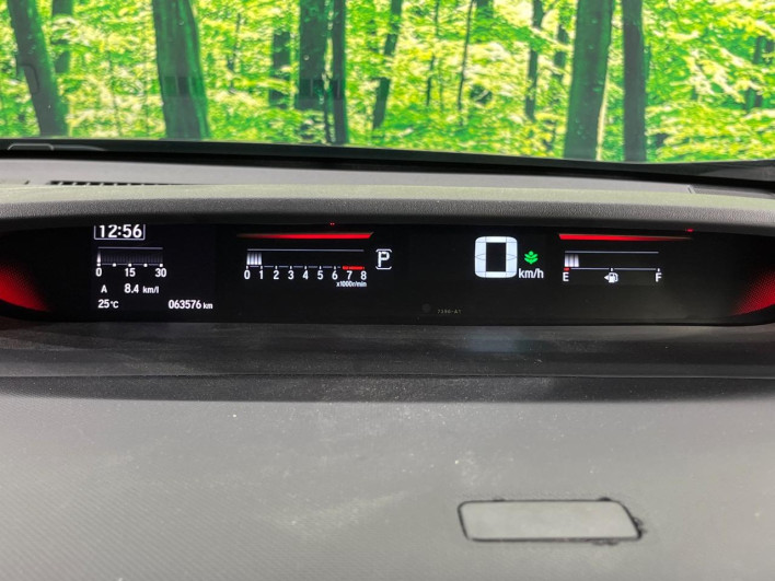 2015 Honda Step Wagon DBA-RP1 (UW-6a20ed59cabd8)[20]