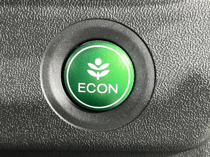 2015 Honda Step Wagon DBA-RP1 (UW-6a20ed59cabd8)[12]