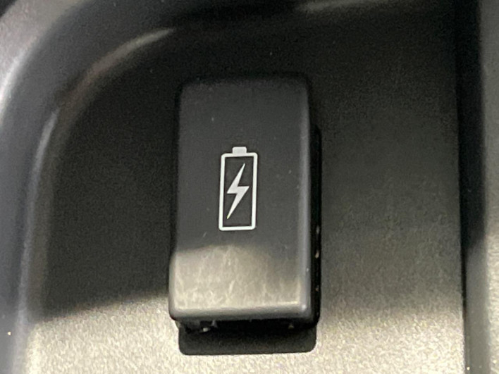 2022 Honda Step Wagon 6AA-RP8 (UW-6a20ed5c8b8bd)[20]