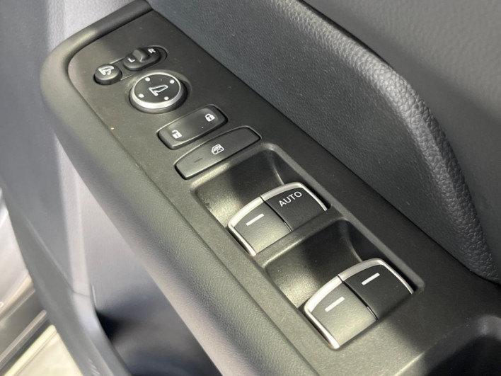 2022 Honda Step Wagon 6AA-RP8 (UW-6a20ed5c8b8bd)[25]