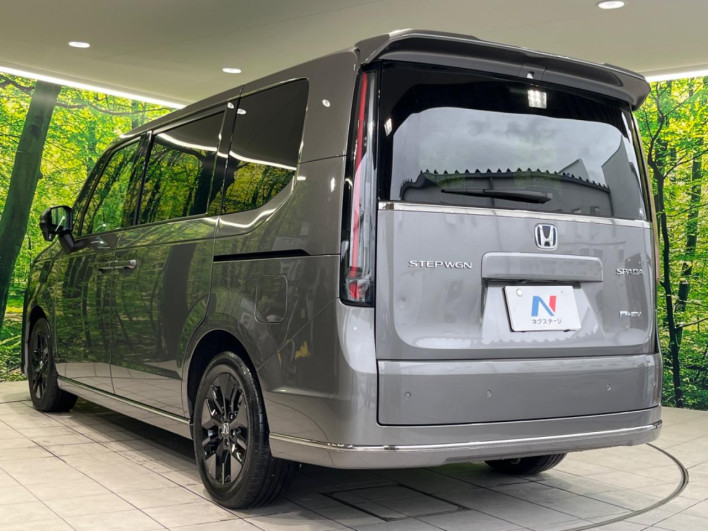 2022 Honda Step Wagon 6AA-RP8 (UW-6a20ed5c8b8bd)[12]