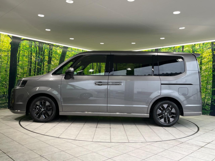 2022 Honda Step Wagon 6AA-RP8 (UW-6a20ed5c8b8bd)[13]