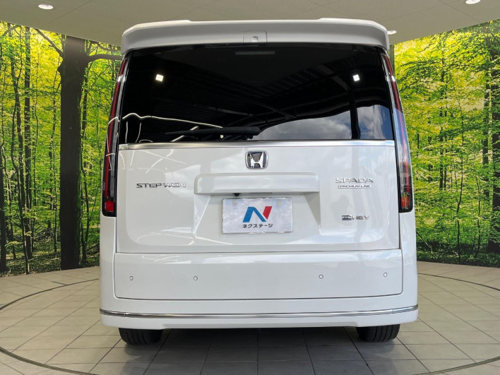 2023 Honda Step Wagon 6AA-RP8 (UW-6a20ed5cd7e5d)[16]