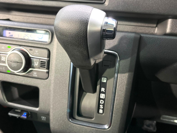 2023 Daihatsu Atrai 3BD-S700V (UW-6a20ed6bd4563)[18]