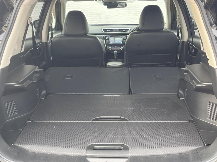 2016 Nissan X-Trail DBA-T32 (UW-6a20ed77b37eb)[28]