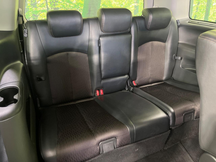 2019 Nissan Elgrand DBA-TE52 (UW-6a20ed7d86e5e)[9]