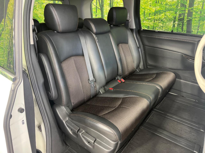 2019 Nissan Elgrand DBA-TE52 (UW-6a20ed7d86e5e)[8]