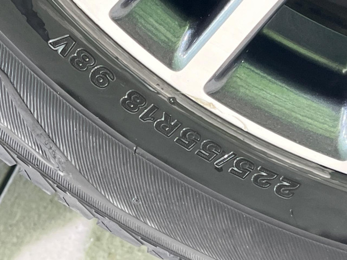 2019 Nissan Elgrand DBA-TE52 (UW-6a20ed7d86e5e)[14]