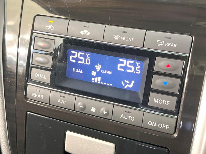 2019 Nissan Elgrand DBA-TE52 (UW-6a20ed7d8ba8e)[26]