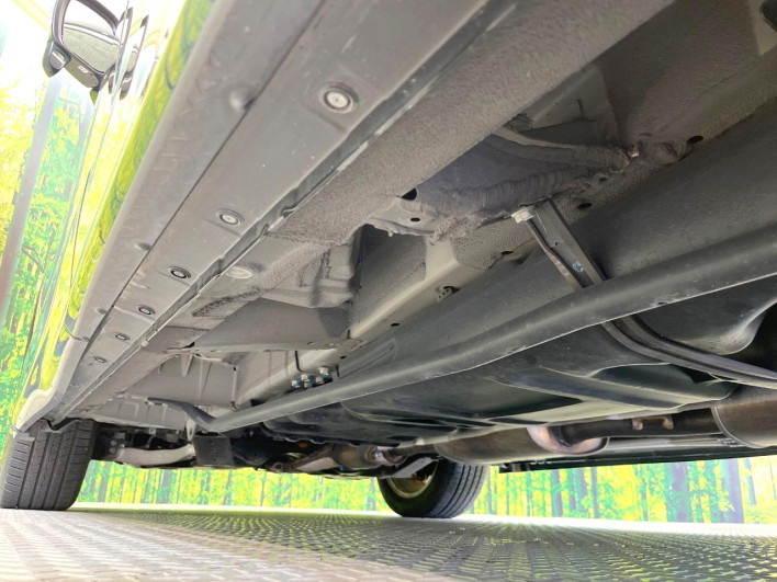 2019 Nissan Elgrand DBA-TE52 (UW-6a20ed7d8ba8e)[4]