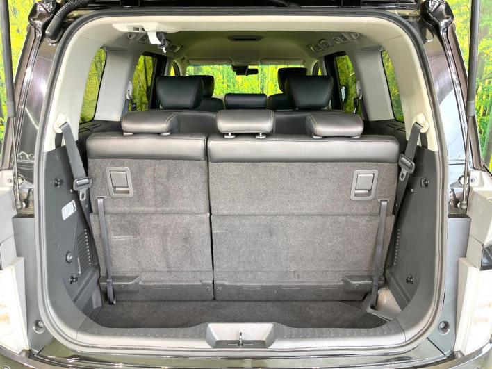 2019 Nissan Elgrand DBA-TE52 (UW-6a20ed7d8ba8e)[8]