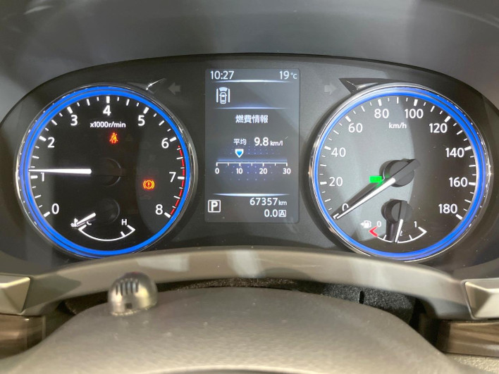 2019 Nissan Elgrand DBA-TE52 (UW-6a20ed7d8ba8e)[21]