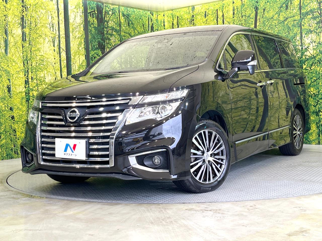 2019 Nissan Elgrand DBA-TE52