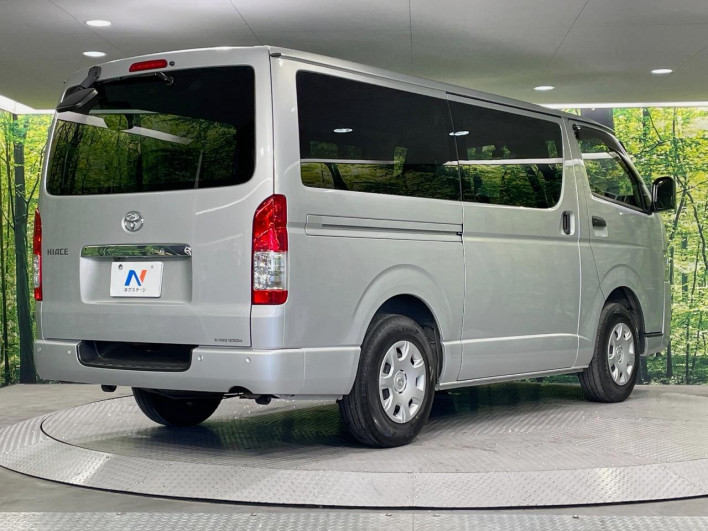 2022 Toyota Hiace Van 3BF-TRH200V (UW-6a20ed7ee90bb)[16]