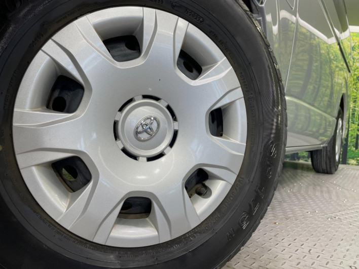 2022 Toyota Hiace Van 3BF-TRH200V (UW-6a20ed7ee90bb)[4]